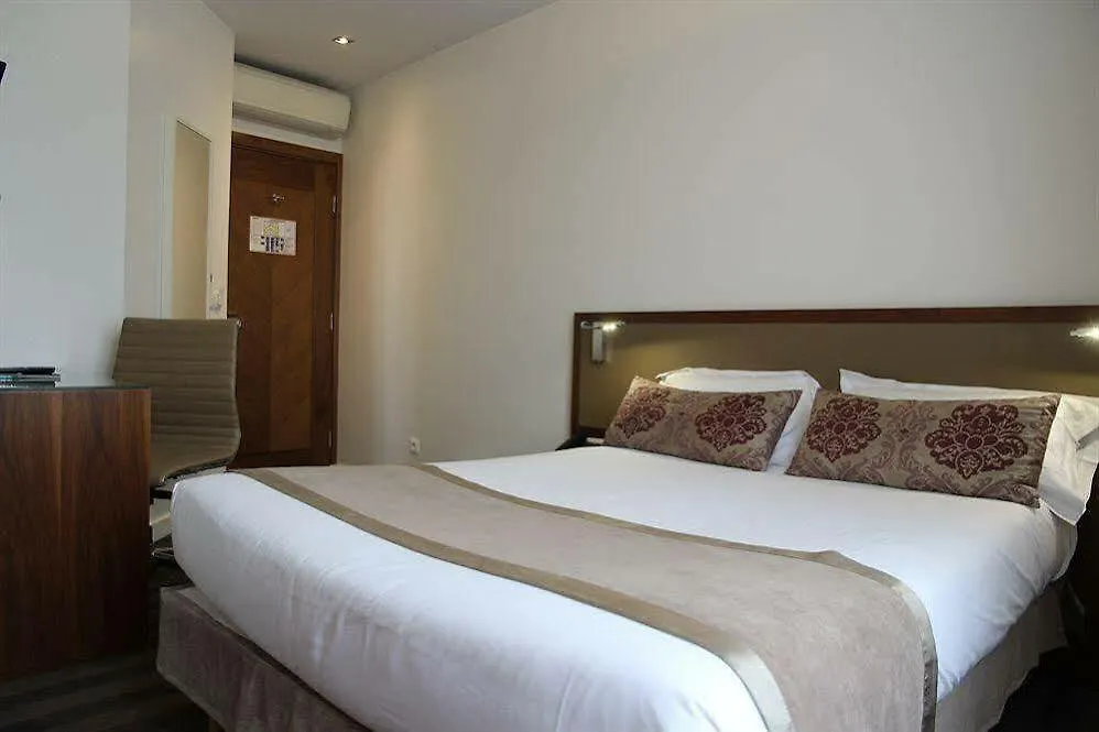 Hotel Art Congres 3*